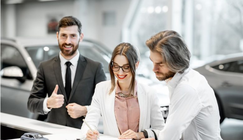 Comment négocier le meilleur prix pour une voiture neuve en concession ?